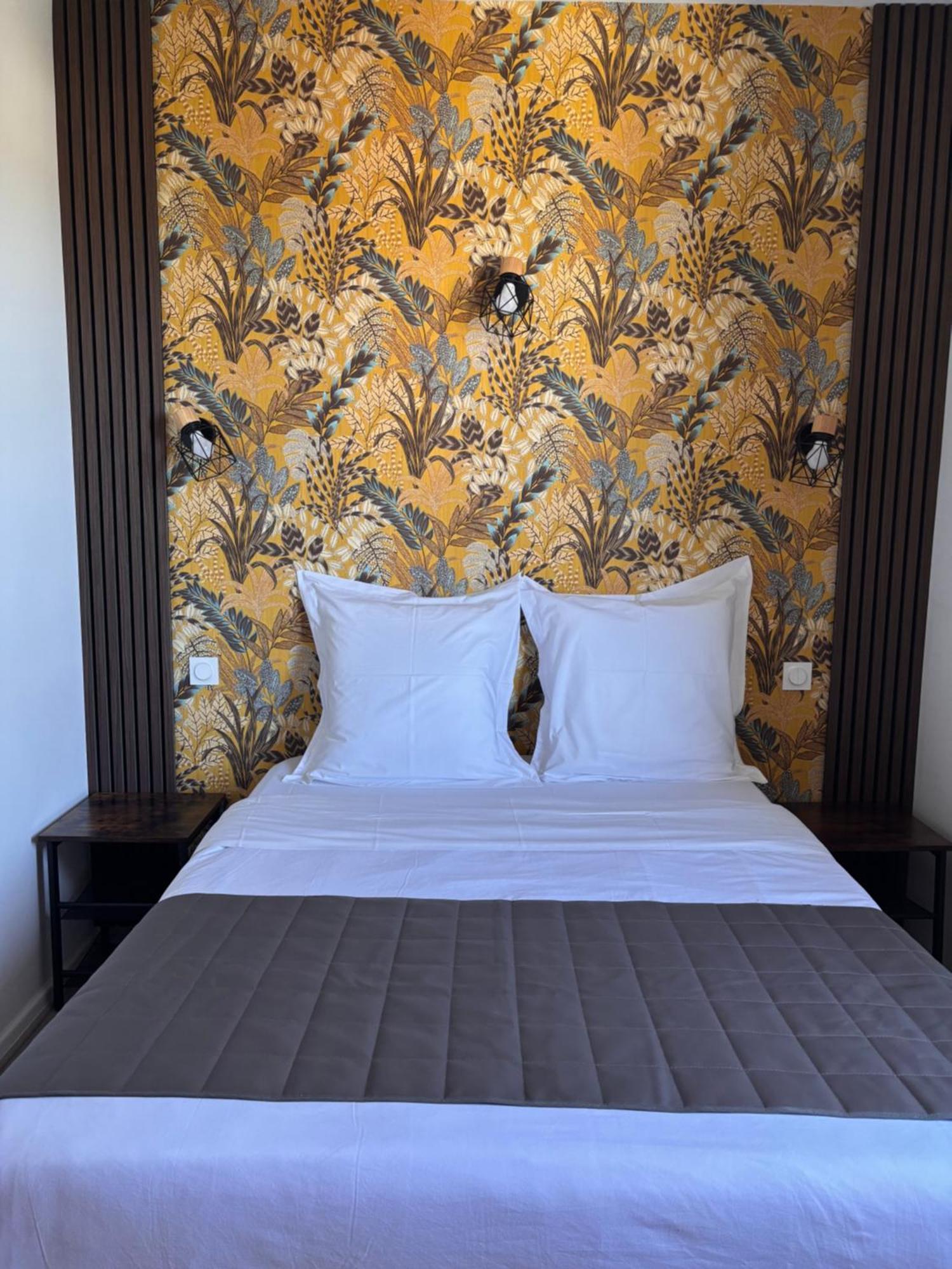 Hotel Le Gambetta ベルジュラック エクステリア 写真